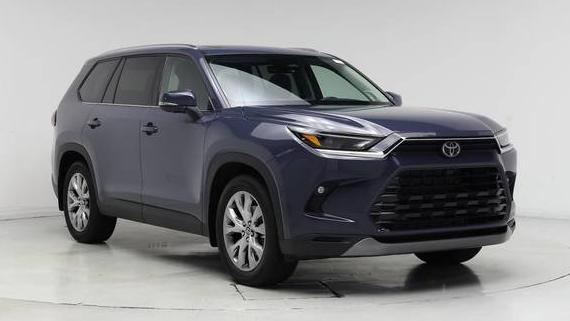 TOYOTA GRAND HIGHLANDER 2025 5TDAAAA55SS019774 image